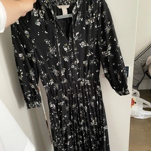 HM midi pleated dress